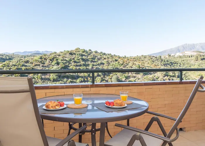 아파트 Luxury With Terrace Mountain Views Near